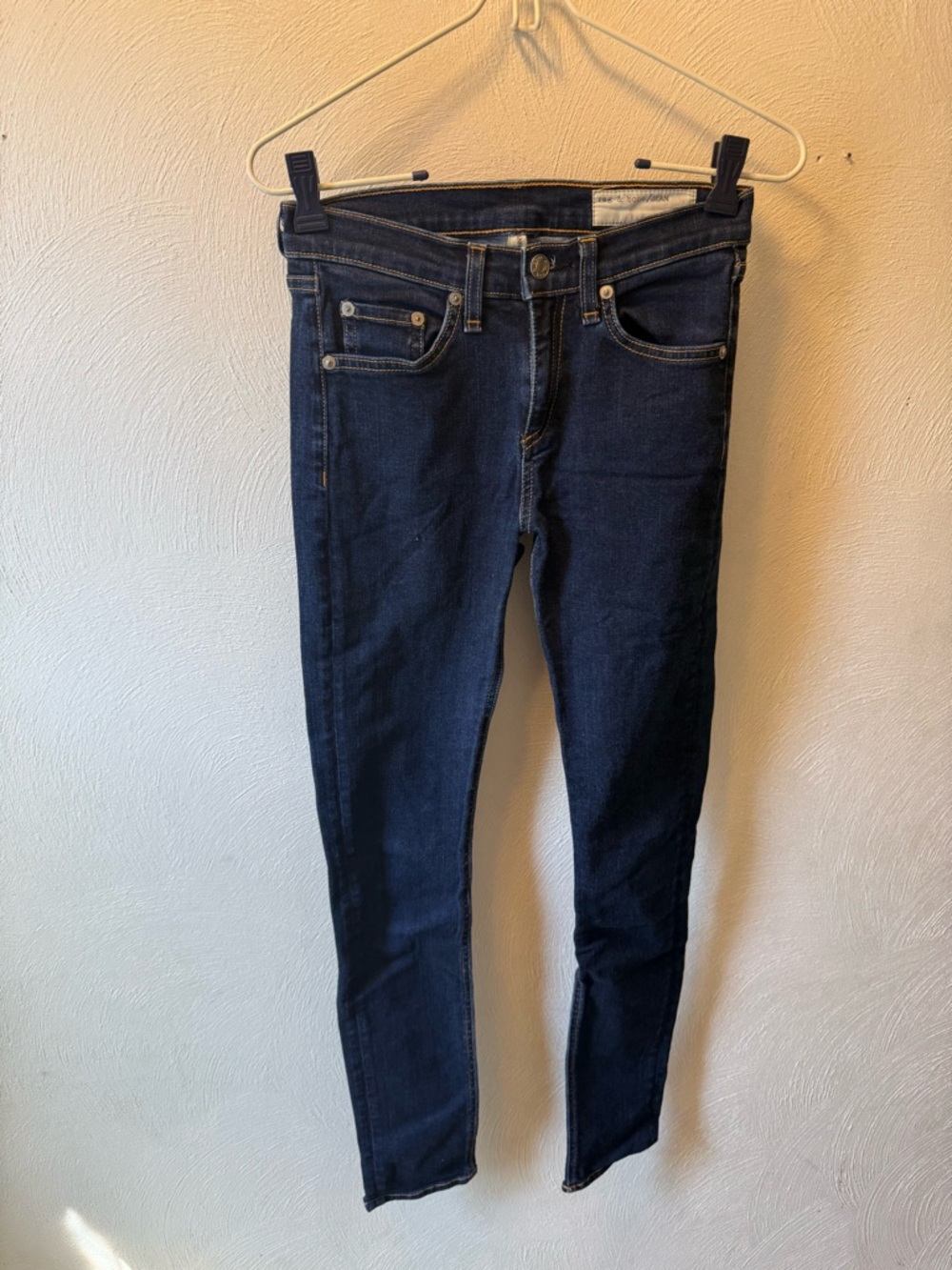 rag & bone High Rise Skinny Jeans Dark Wash Size 26 Ankle Stretch Designer Denim